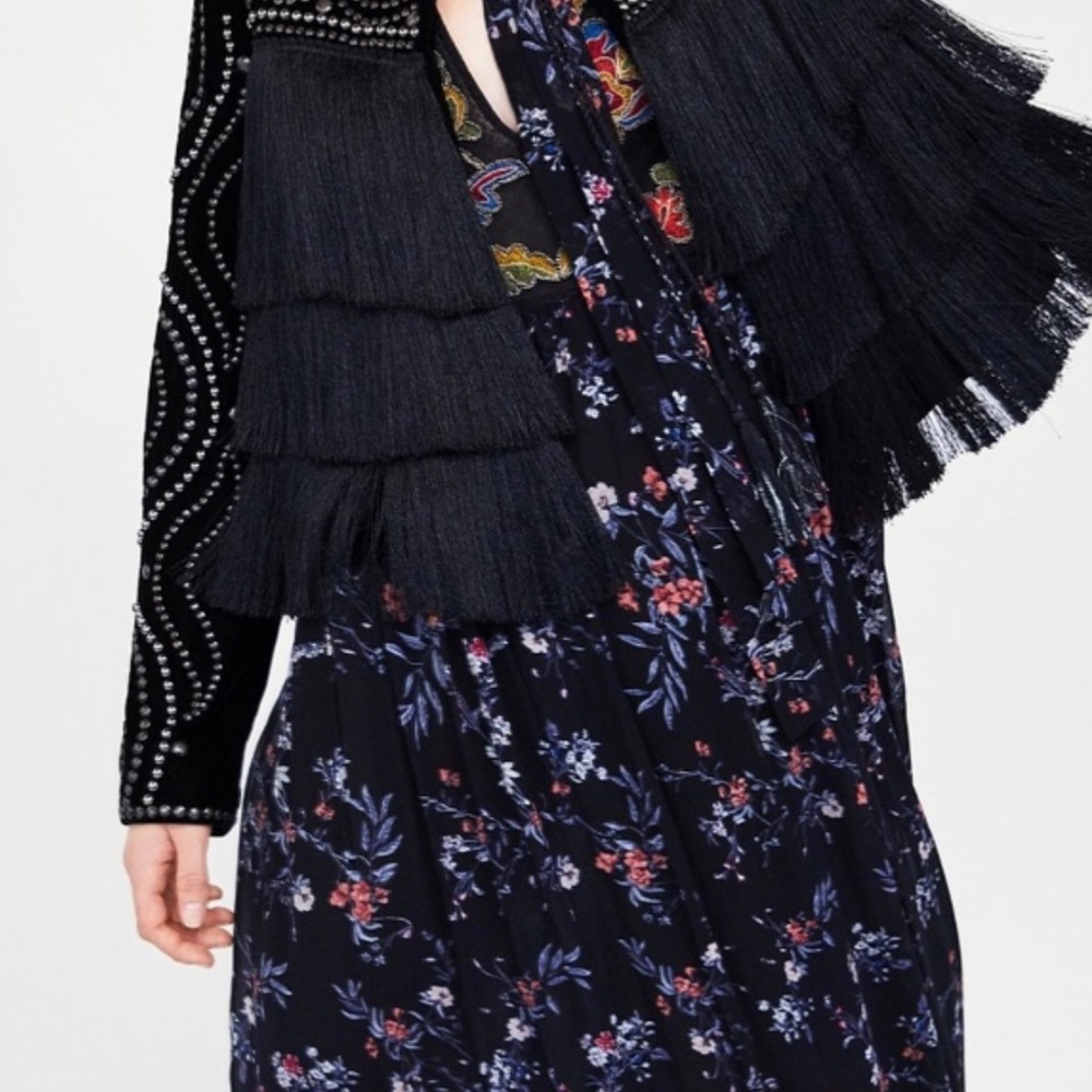 ♡ Zara Fringe Embellished Velvet Jacket